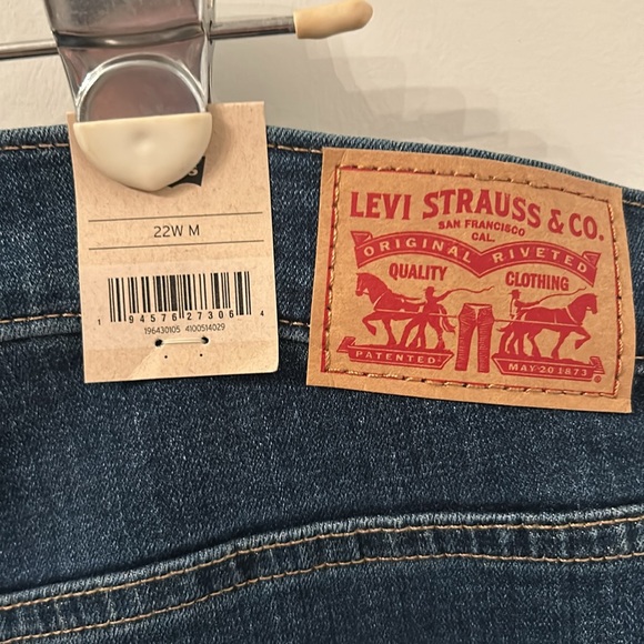 Levi’s Jeans 22W NWT - Picture 4 of 6